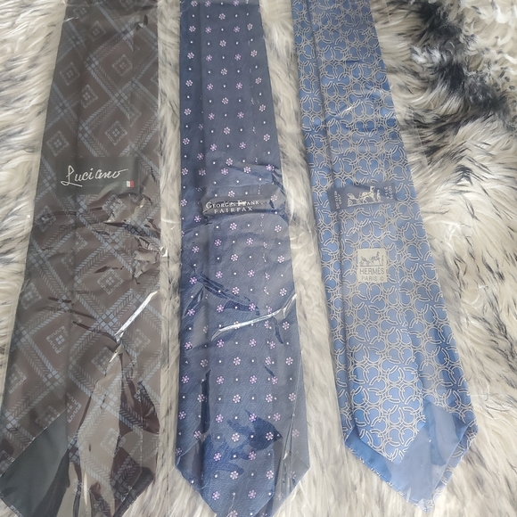 Hermes Necktie 👔 and 2 more - Picture 8 of 9